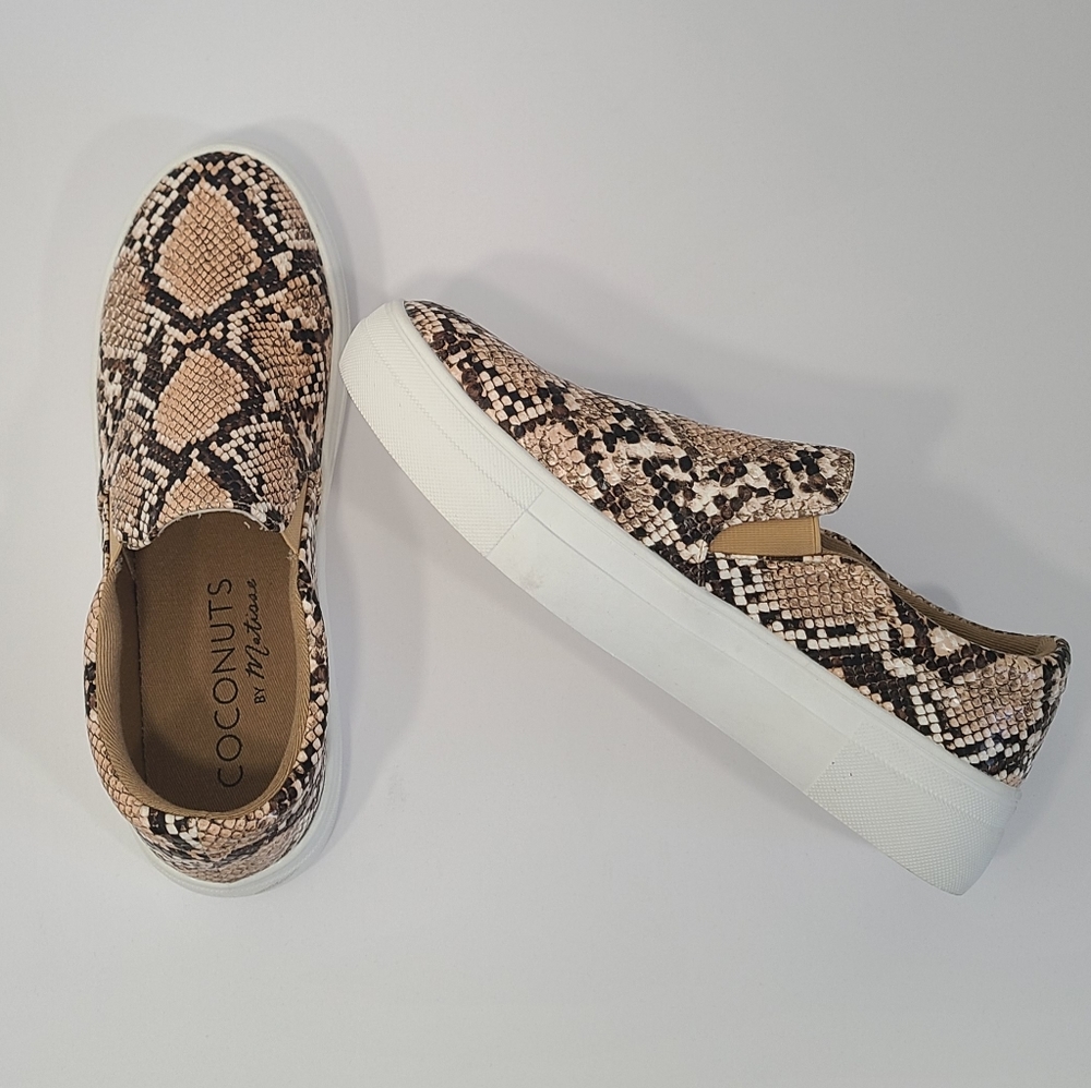 Coconuts by Matisse Shoes